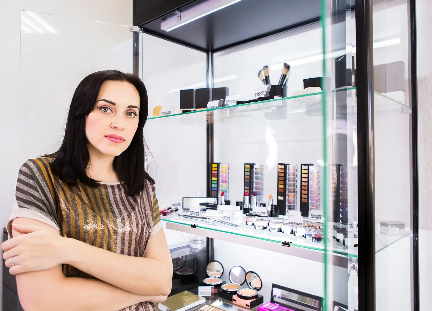 beauty-salon-and-products